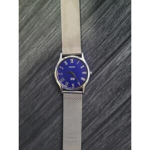 Rare Vintage‎ Seíko Round Slim Roman Blue Dial Slv Mens Watch